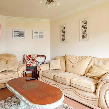 Spacious By Lough Rynn Castle Wedding Venue Гостевой дом Mohill