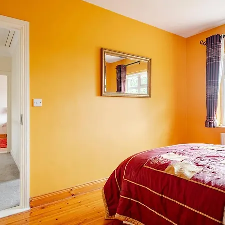 Spacious By Lough Rynn Castle Wedding Venue * Mohill