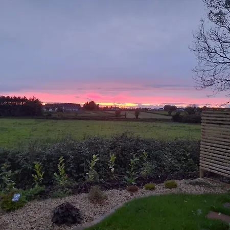 Spacious By Lough Rynn Castle Wedding Venue Гостевой дом *