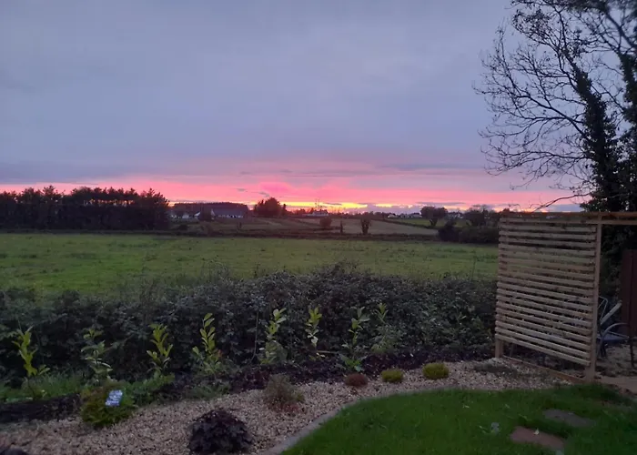 Spacious By Lough Rynn Castle Wedding Venue 게스트하우스 *